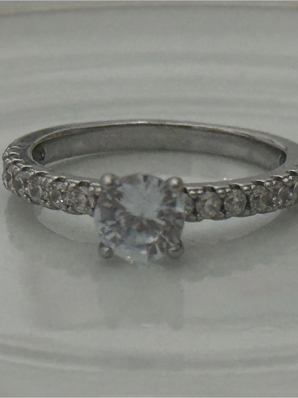 Classic Round-Cut Solitaire CZ women’s  Ring rhodium plated size 7.5